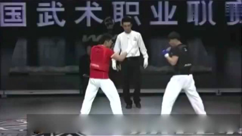 当跆拳道遇上散打高手,完美的腿法太棒了